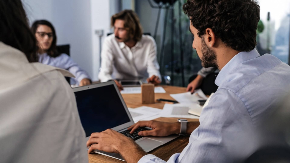 demo-corporate-main-slider-01